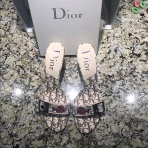Dior flower shoes